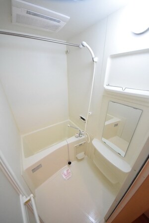 ティアラの物件内観写真